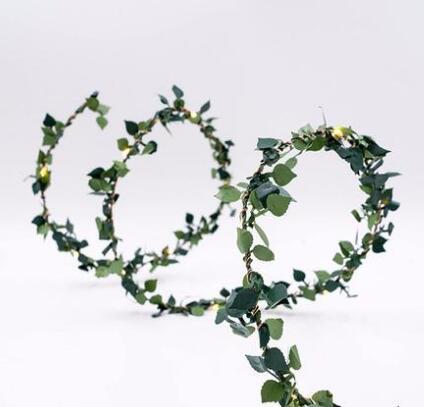 2M LED String Lights - Leafs Garland[Features]: low power consumption, high efficiency, long life, cold light source, long time lighting, rich colors Easy to install, low maintenance rate, not easy to break, high brightness, easy to bend, high temperature